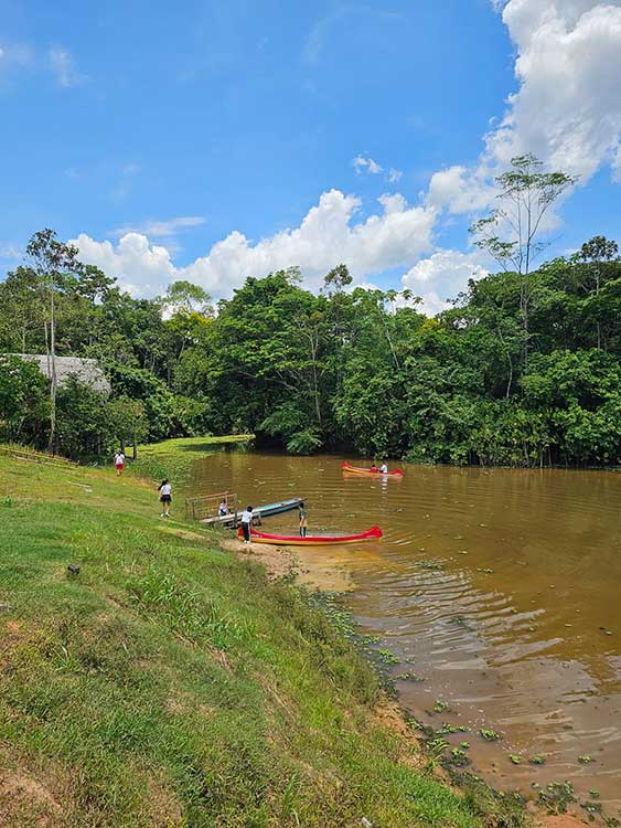 balneario del lago chambira